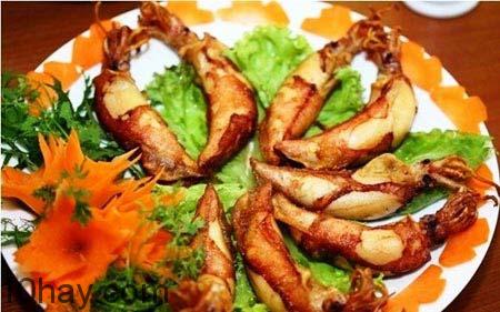 Mực trứng nướng ớt