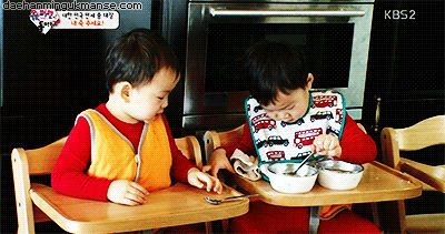 bộ 3 nhà song biết chia sẻ