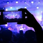 live stream đang trở nên rất hot trong giới trẻ hiện nay