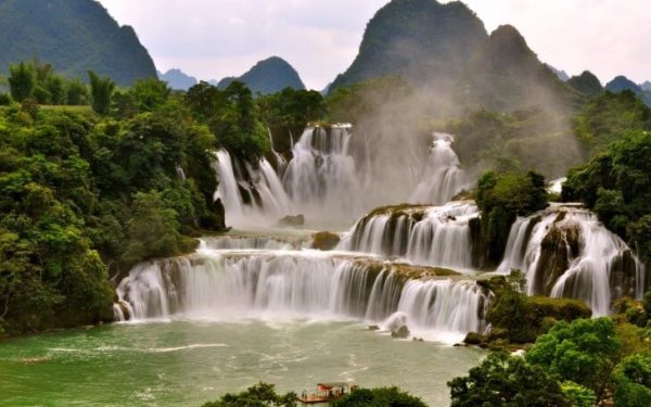 tour-tet-nguyen-dan-ban-gioc