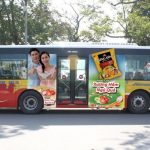 quảng cáo trên xe buýt