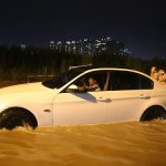 dịch vụ ăn theo nở rộ tại Việt Nam