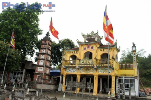 Du lịch hút khách