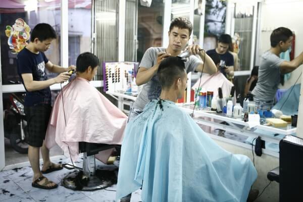 Top 10 Tiệm cắt tóc nam đẹp nhất tại Hà Nội  Toplistvn