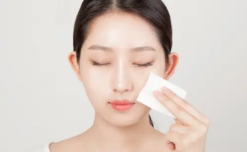 Sử dụng giấy thấm dầu thường xuyên?